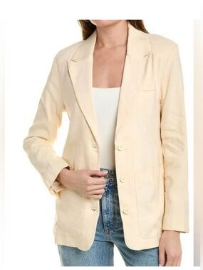 Monrow Light Cream Single-Button Relaxed Blazer S fits M easily